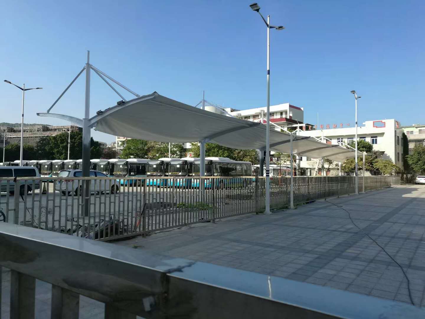 南澳健身广场充电桩膜结构停车棚